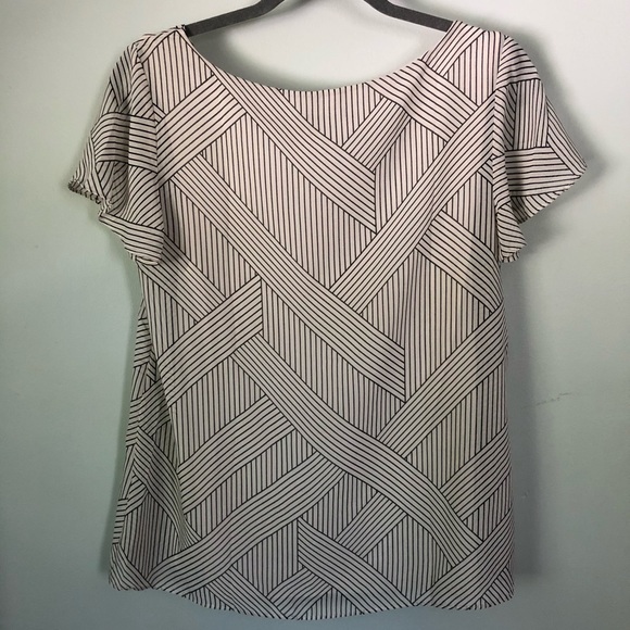 Ann Taylor short sleeved blouse - Picture 2 of 4